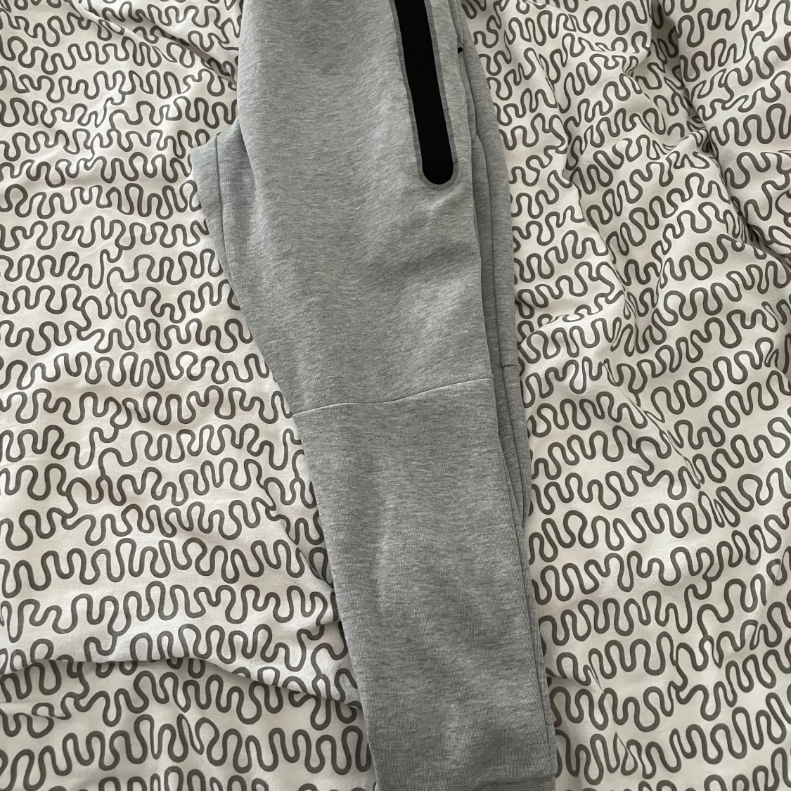 Nike tech byxor - 90