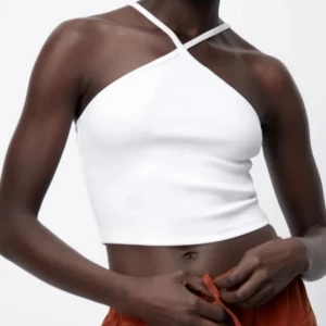 Vit topp från Gina - Inte använd så många gånger, slutsåld i butik. 