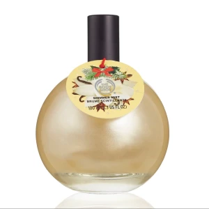 Parfym - Parfym 100ml från The Body Shop. Vanilla chai. Skimrar på kroppen! Aldrig använd då jag har två andra. Julkollektionen 2/3 år tillbaka—säljs inte. 💓😋