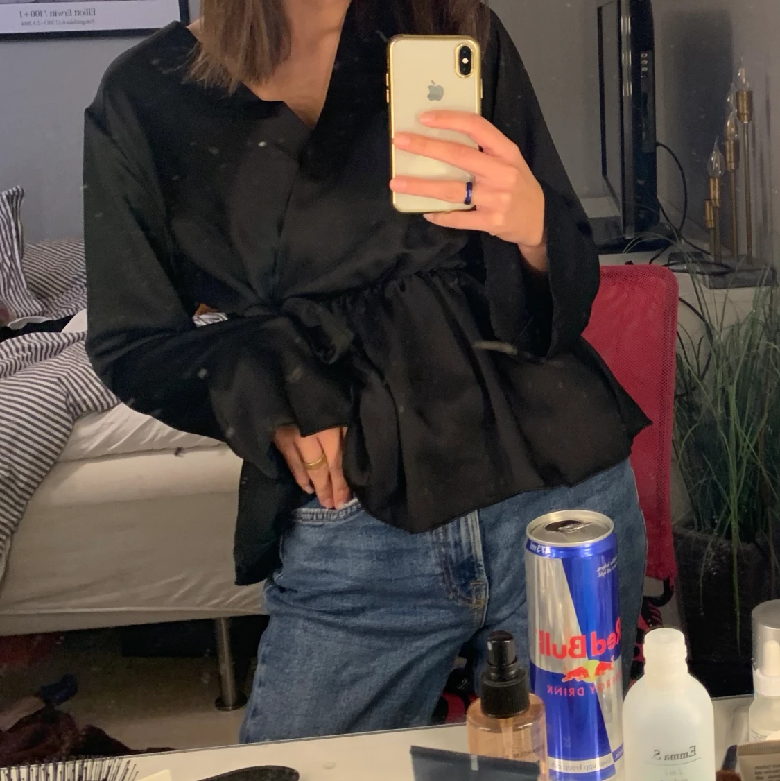 Svart fintröja i satin - 90