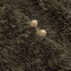 Pärl örhängen  - Pärlörhänge 