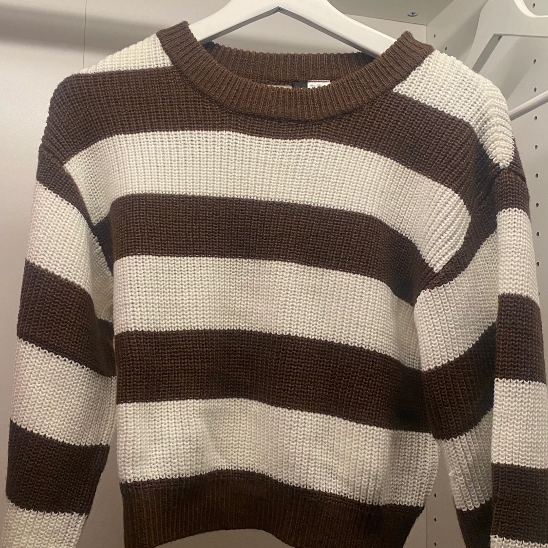 Randig stickad tröja - 91
