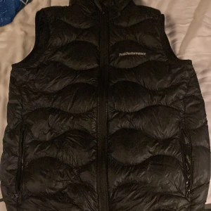 Peak väst - Nyskick 