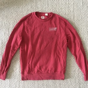 Levis tröja  - Fint men använt skick. 