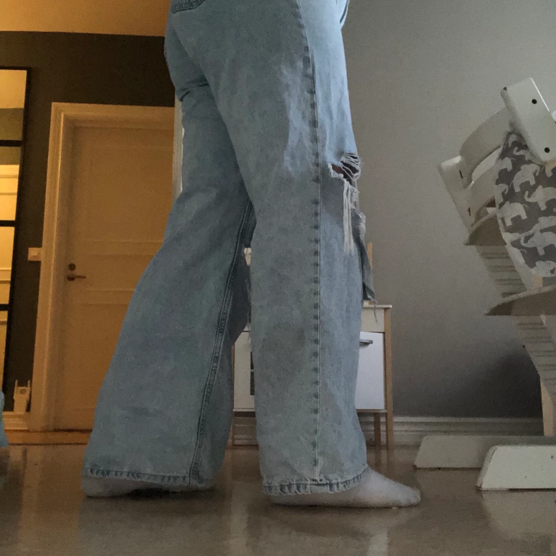 baggy jeans med hål