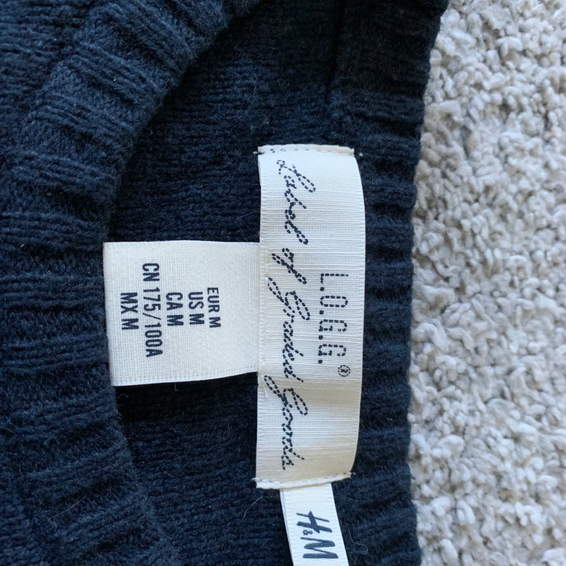 Stickad tröja  - 91