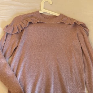 Söt tröja  - Söt tröja som är i strl S, tror den är från Lindex 