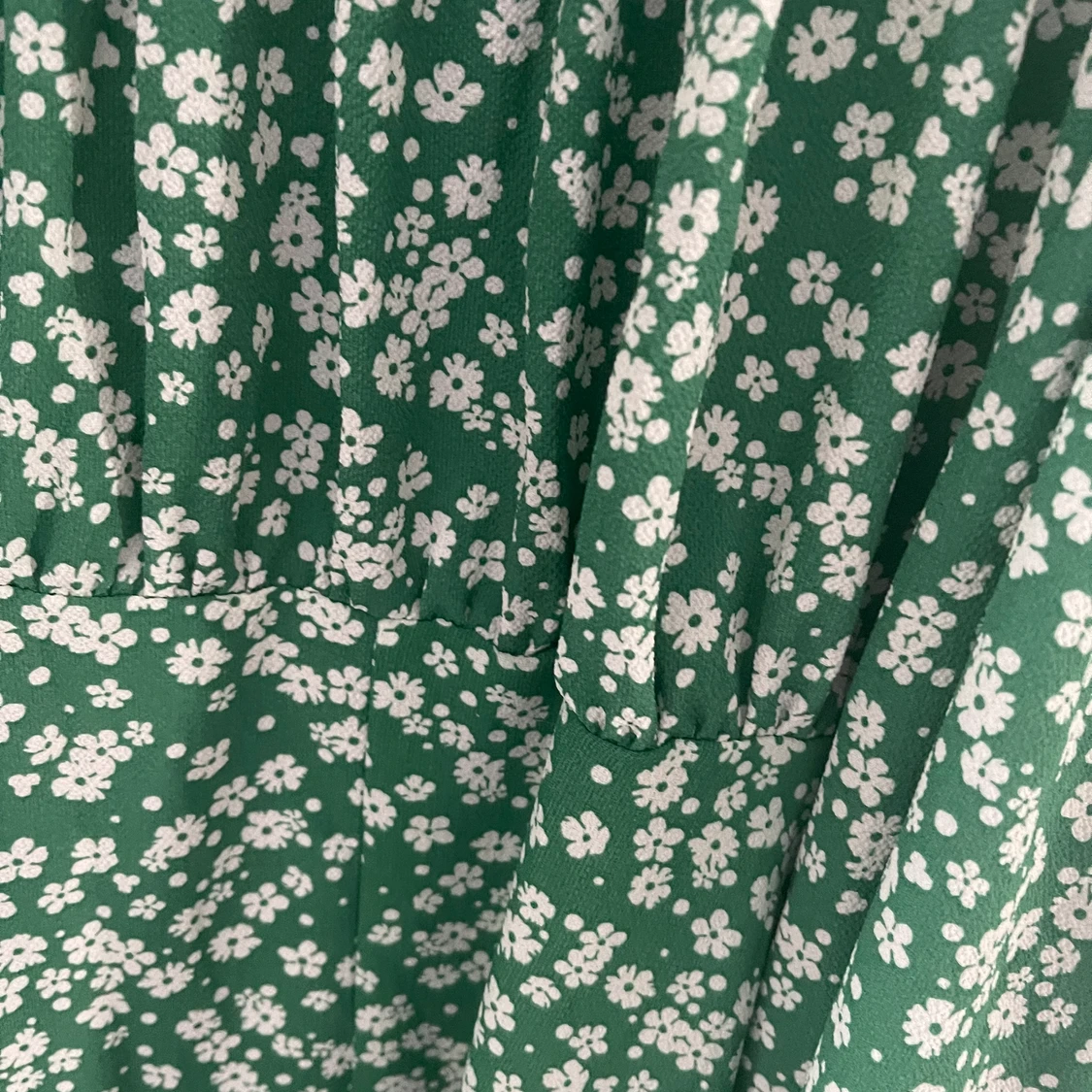 Grön mönstrad klänning - 91