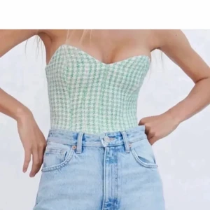 Zara korsett - Säljer denna korsett från Zara eftersom den inte kommer till användning ❤️