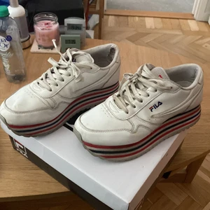 Fila orbit platform shoes  - Storlek 40, ändast upphämtning antingen i Stockholm eller Eskilstuna 