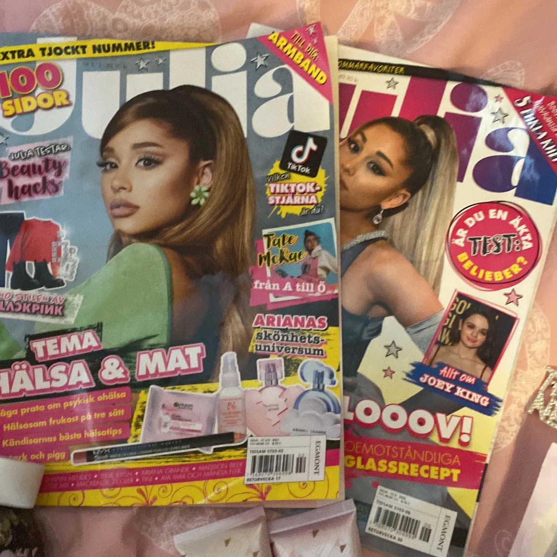 Ariana grande  merch! - 90