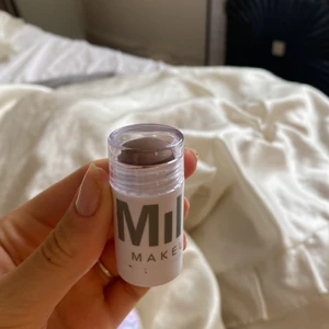 Milk makeup bronxing stick - Bästa bronzing sticket som finns nypris 175kr💕