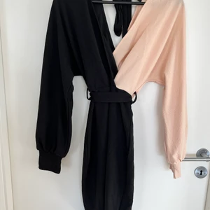 S ny klänning  - Helt underbar klännnig som jag köpt till min dotter, tyvärr det var inte hennes smak. Bara provade klänning