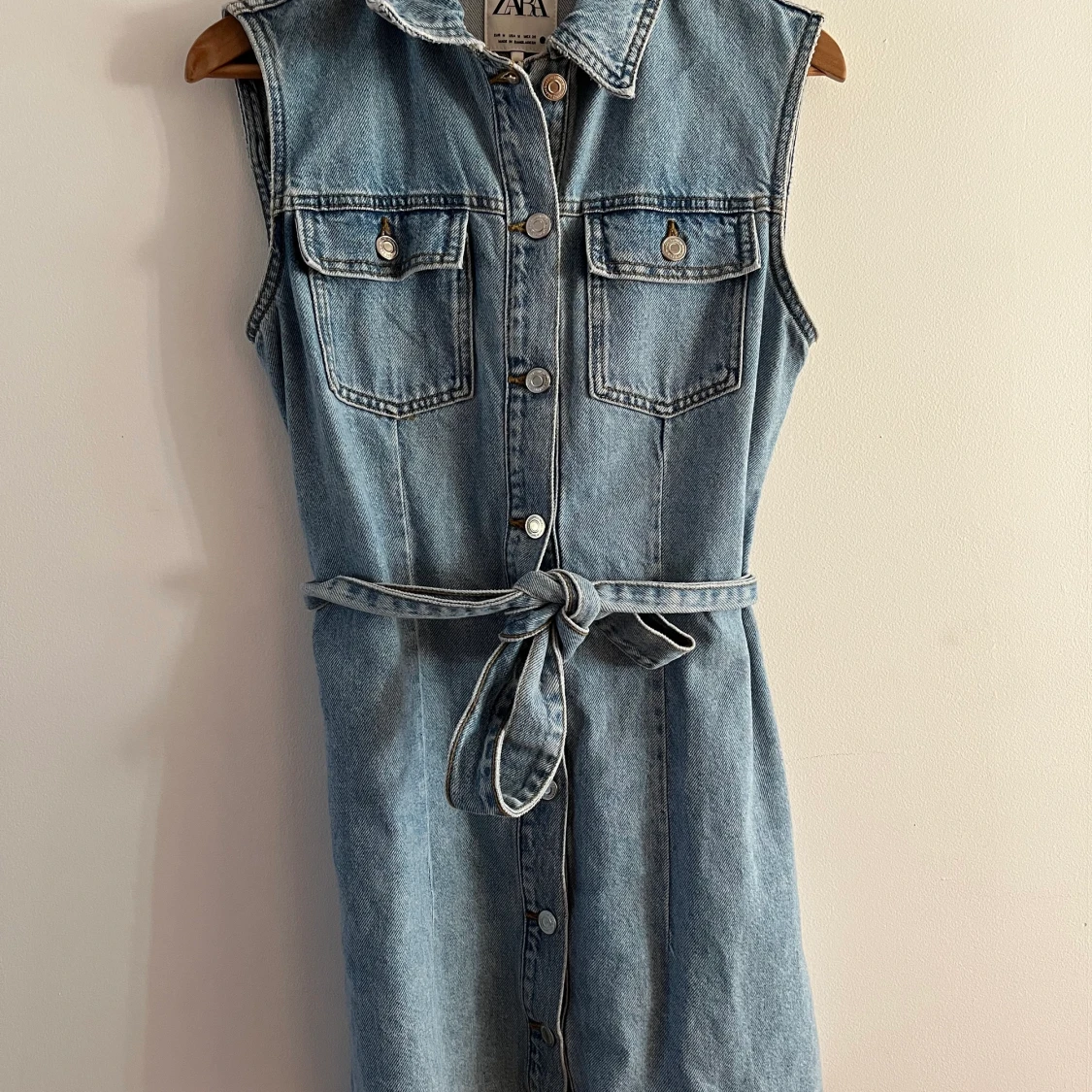 Jeansklänning från zara - 90