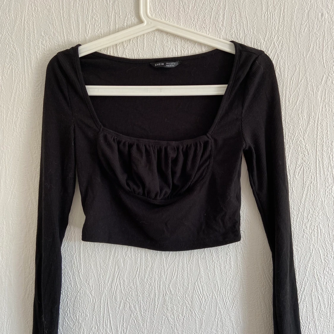 Svart croppad tröja  - 90