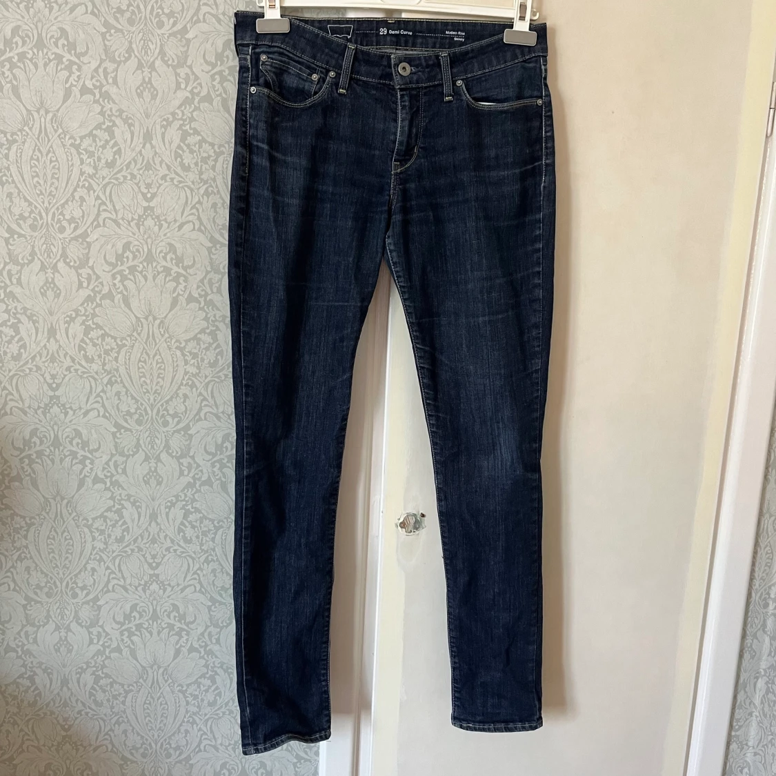 Levis Demi Curve 26
