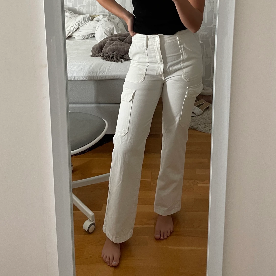 Zara white cargo pants - 90