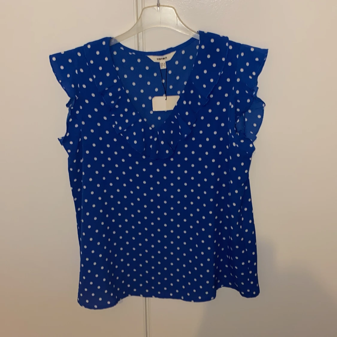 Marinblå blus strl 38 