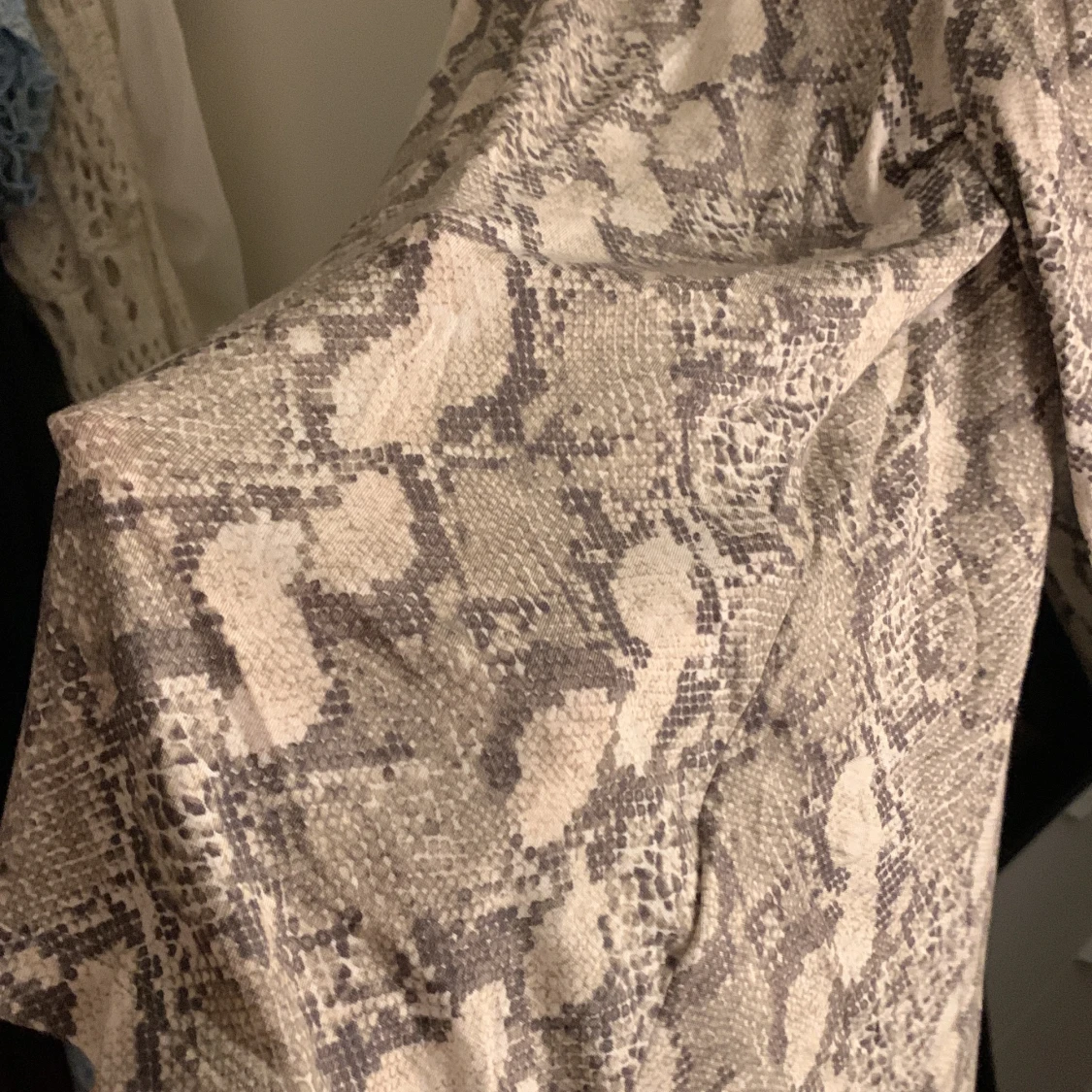 Snakeskin tröja - 91