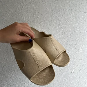 Tofflor - Tofflor till sommaren! Frakt tillkommer