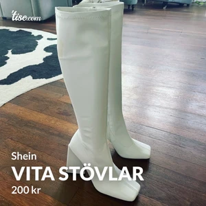 Vita klackskor - Vita stövlar med 9cm klack från Shein i strl 41. Aldrig använda, endast provade. Finns i Västerås men kan skickas, köparen står för frakten.   #shein #boots #klackskor