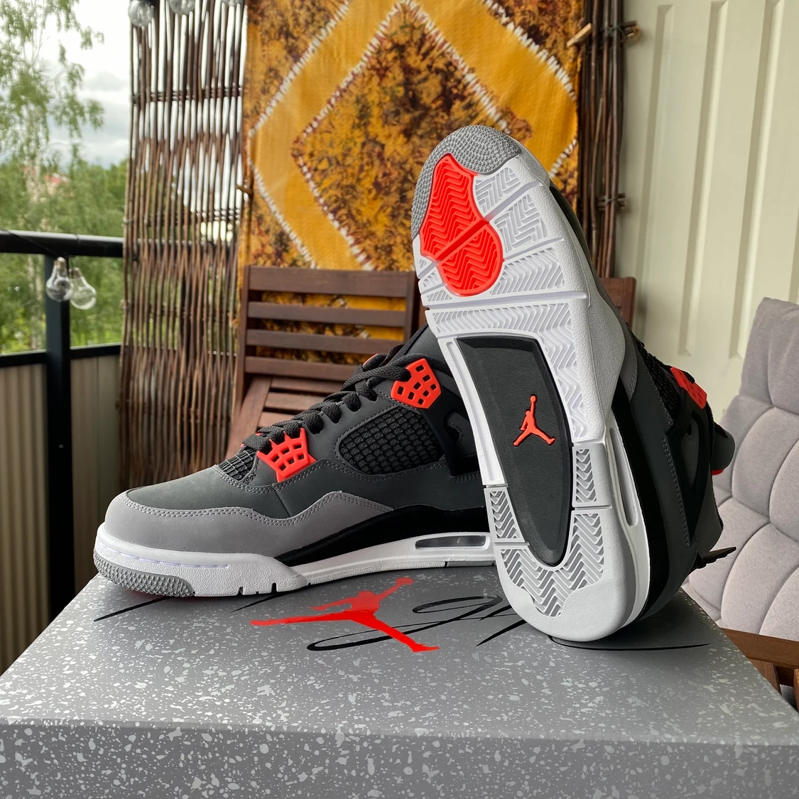 Jordan 4 Infrared - 90