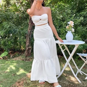 Otroligt fint set - Detta drömmiga det som tyvärr var för stort för mig, nyskick och aldrig använt 