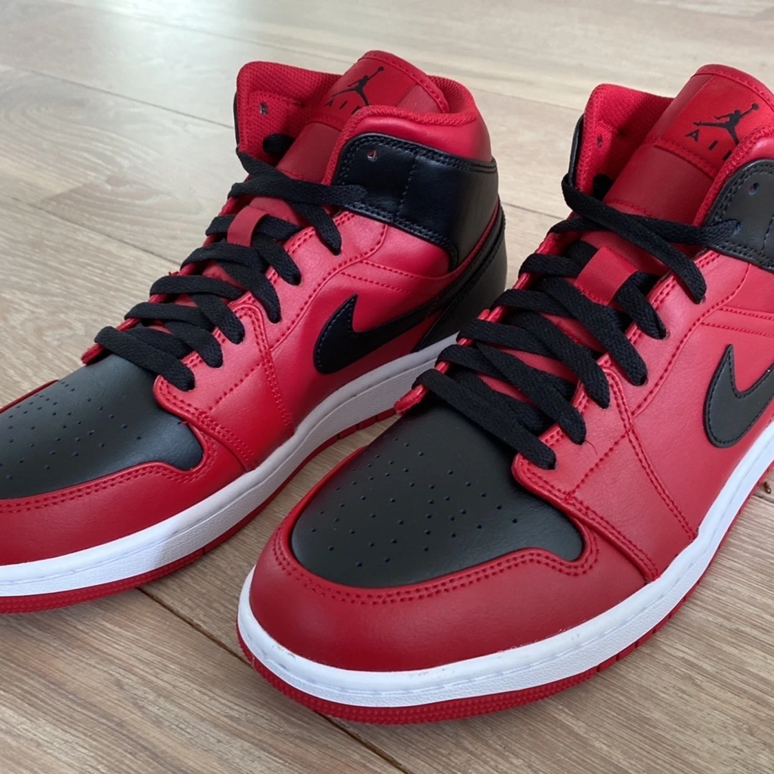 Jordan 1 mid reverse bread  - 90