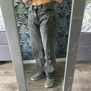 Junkyard jeans XS - Jeans från Junkyard, använda, bra skick. Är större än de ser ut.