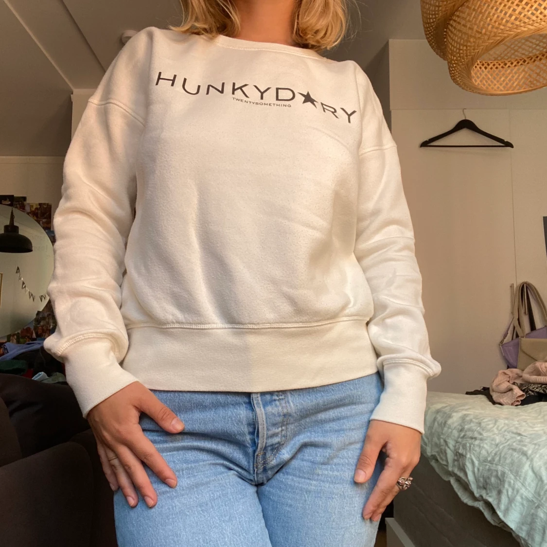 Benvit collegetröja  - 91