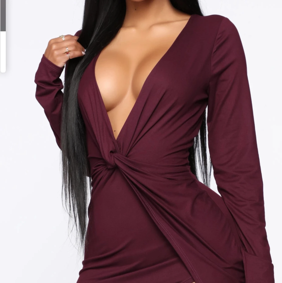 Oanvänd ny klänning! 