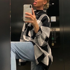 Skjortjacka - Oversize skjortjacka från Gina Tricot Storlek L Använd fåtal gånger