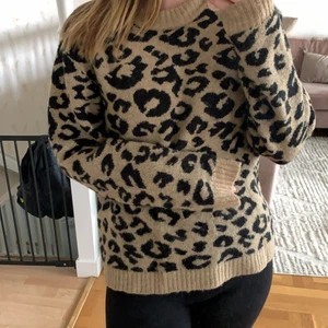 Stickad tröja NA-KD - Från NA-KD, storlek S. Lite ytludd! 