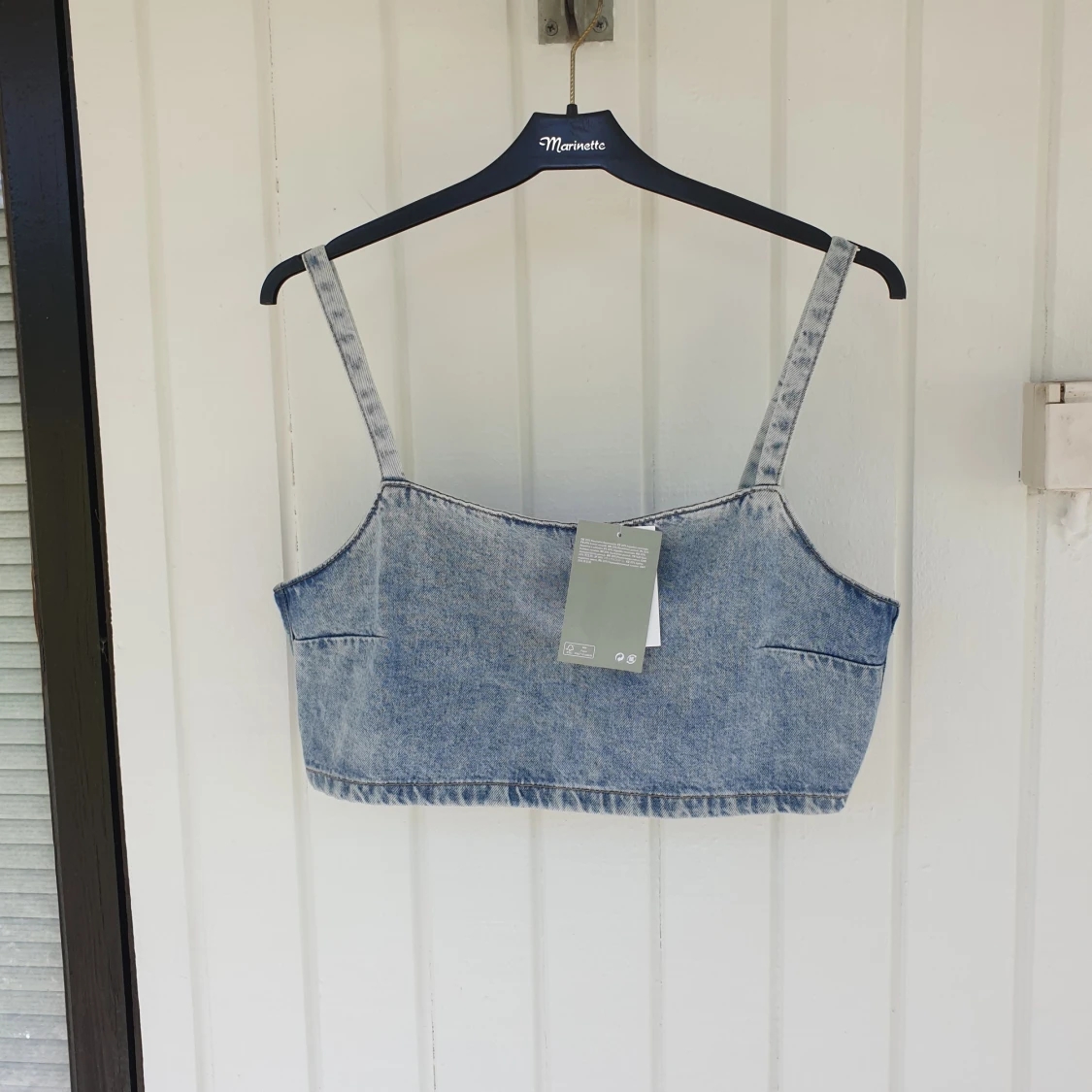 Helt ny med prislappen kvar 