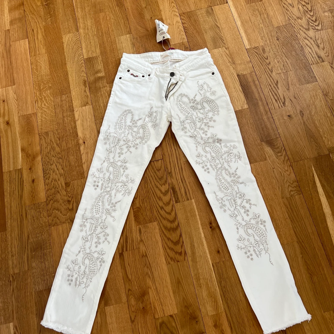 Helt oanvända odd Molly jeans (s)