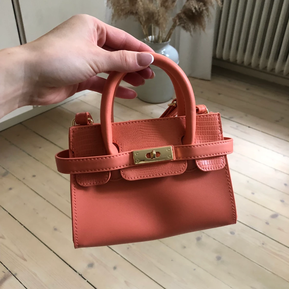 Söt rosa miniväska  - 90