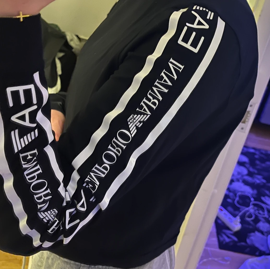 EA7 tröja oanvänt i stl M - 90