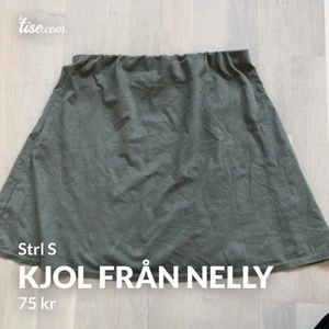 Grön kjol från Nelly  - Mocka imitation, Strl S 75kr 