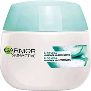 Hudkräm - Säljer denna moisturizer hudkrämen från garnier! Aloevera doft och har hydrating effekt som håller i 48 hela timmar! Säljer pågrund av att jag inte använder.