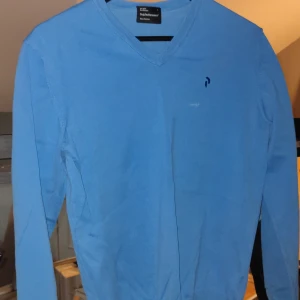 Peak Performance - Säljer en peak performance tröja 