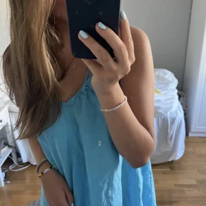 Turkos klänning - Superfin ljusblå klänning, perfekt på alla sätt💙 säljs för 130, möts elelr fraktar