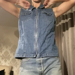 Vintage jeansväst - Jeansväst i fintskick