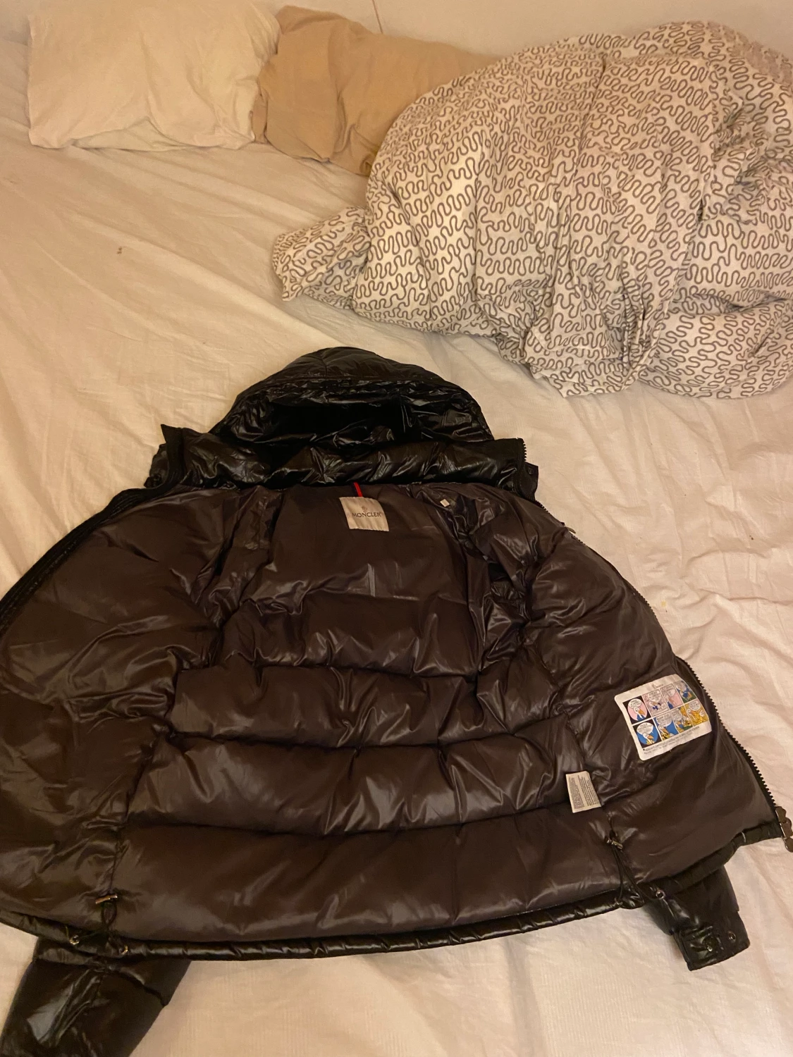 Moncler maya