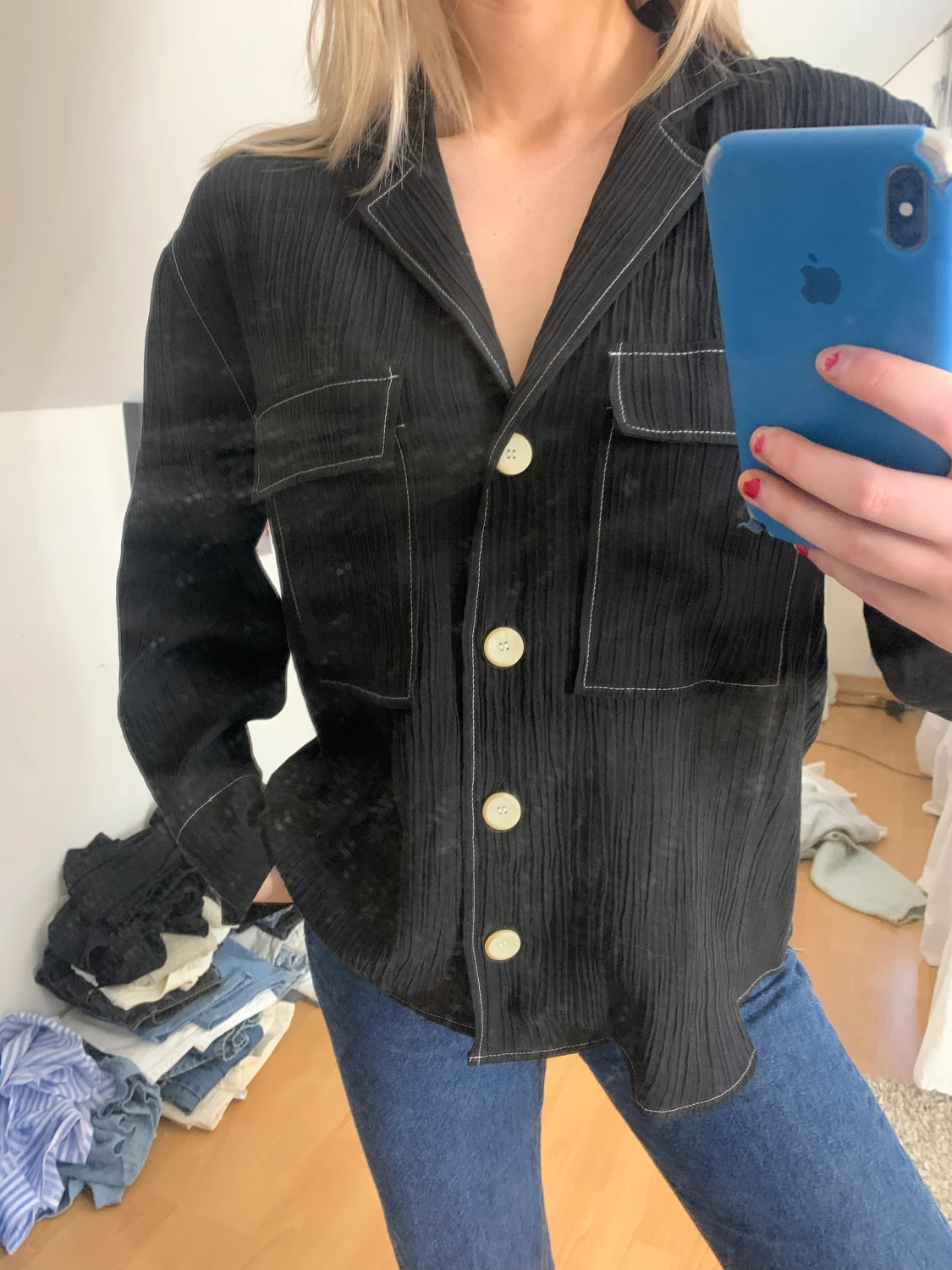 Svart skjorta/blus - 90