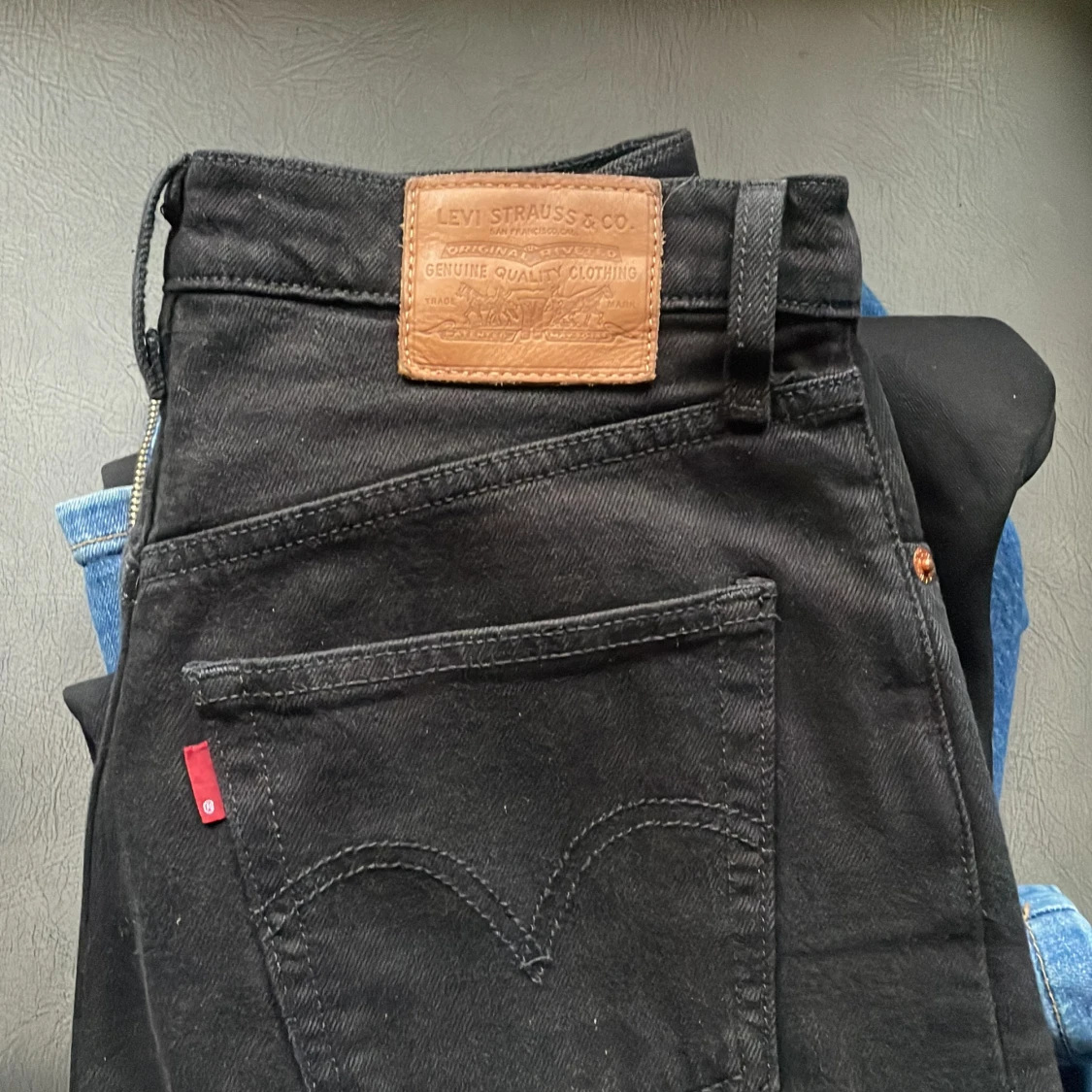 Levis ribcage straight leg jeans - 90