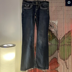 vigoss low rise jeans  - msg before buying, swish only! vigoss low rise jeans, waist 28” inseam 78cm 