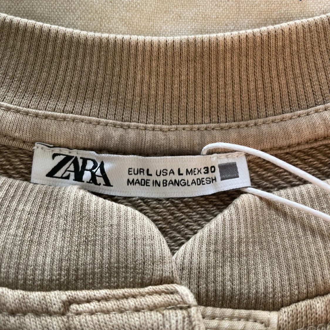 Tjocktröja från Zara - 91