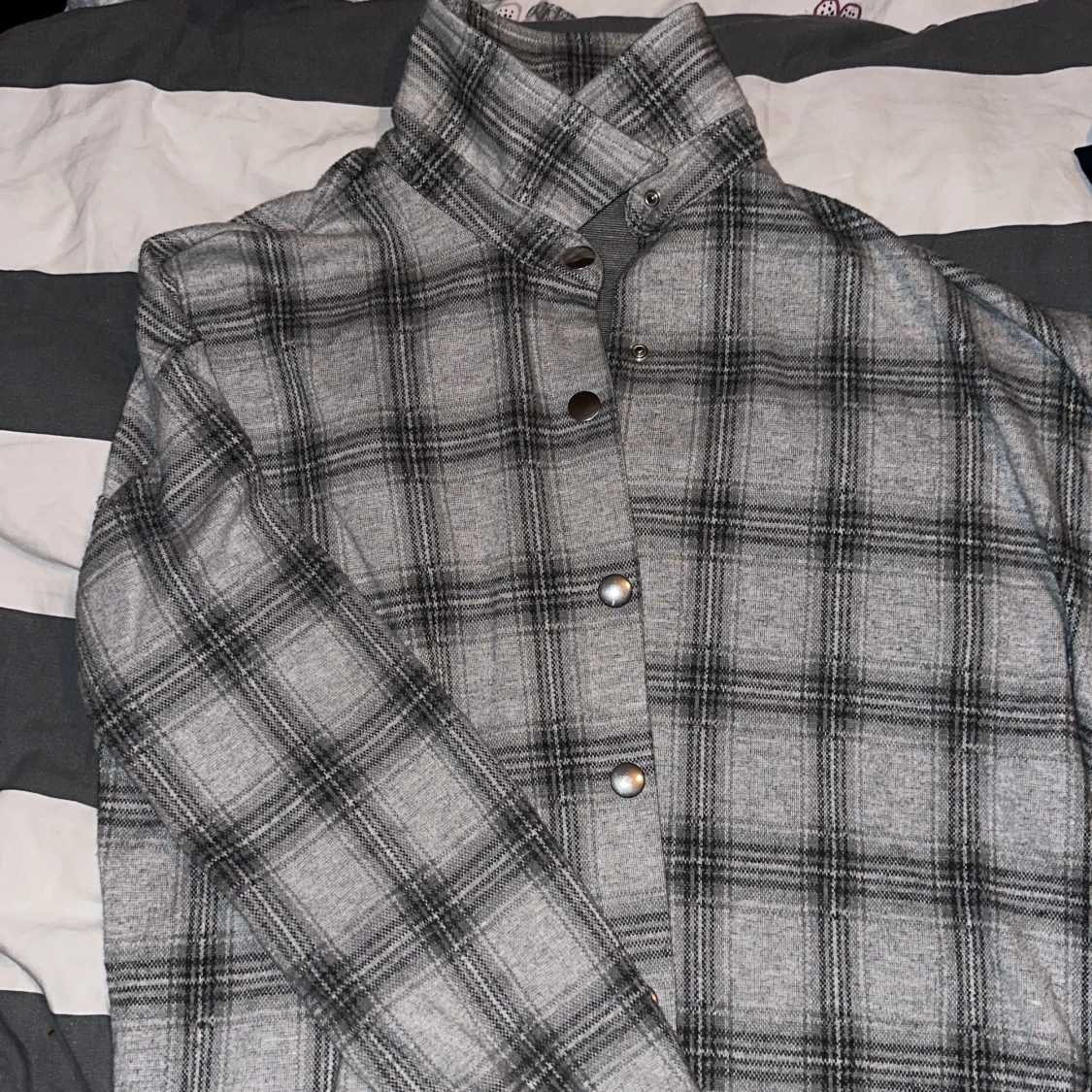 Skjorta i mjukt material 