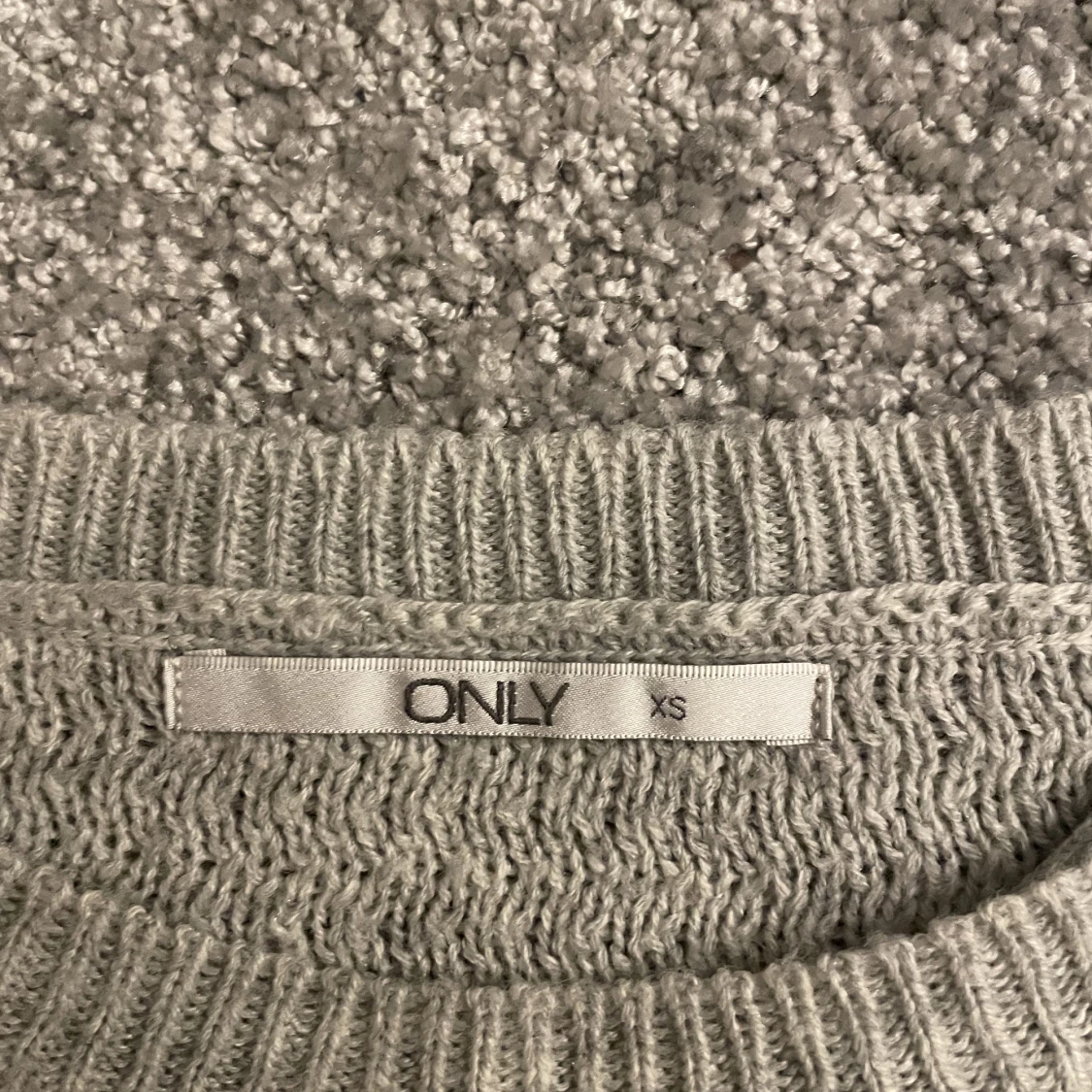 Stickad tröja  - 90