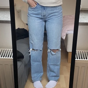 Jeans - Ginatrioct-jeans i toppenskick!!! Storlek 38, jag är 1,65!🪩🥳